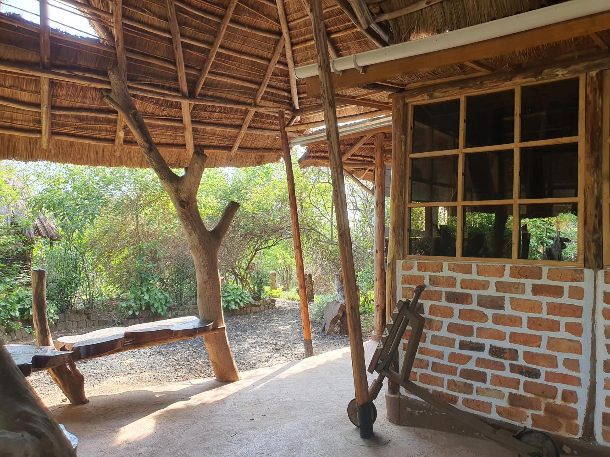 Topi Lodge Katunguru Exteriér fotografie